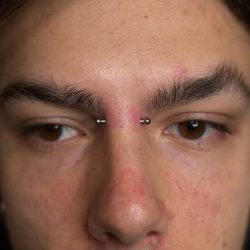 liberarte-negozio-milano-piercing-gioielli-naso-high nostril-piercer
